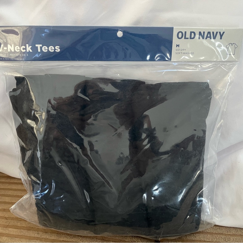 Old Navy Black V-Neck Tees